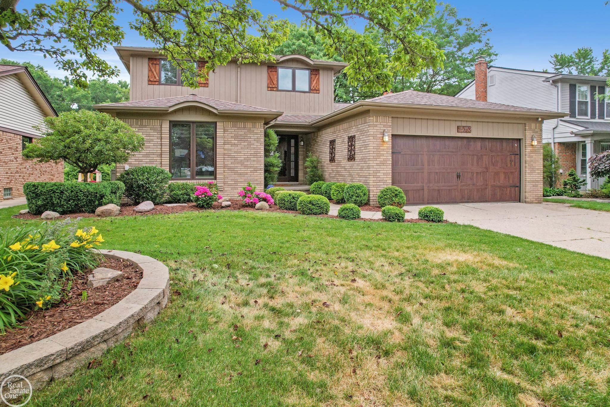 35352 Collingwood Drive