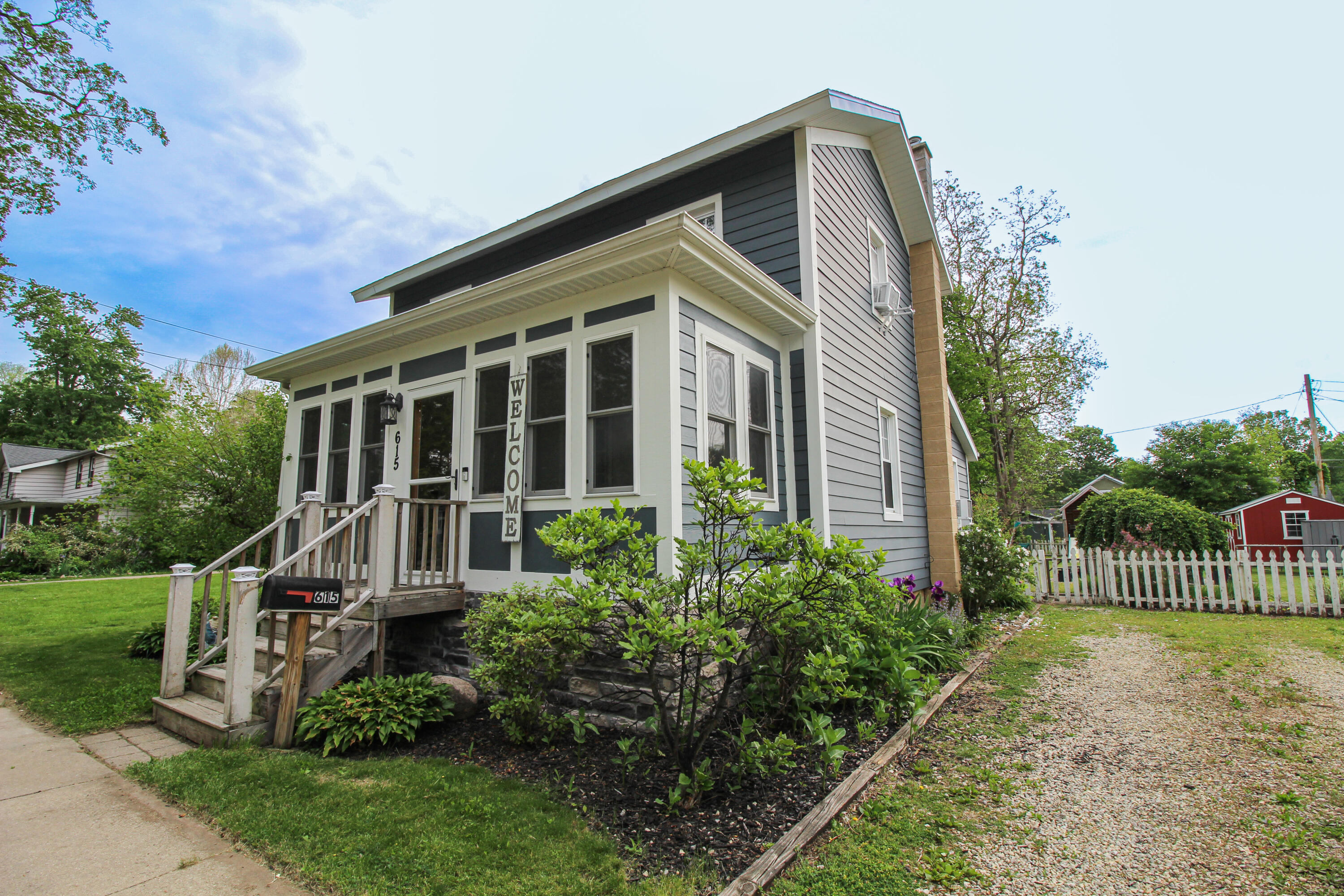 615 East Street