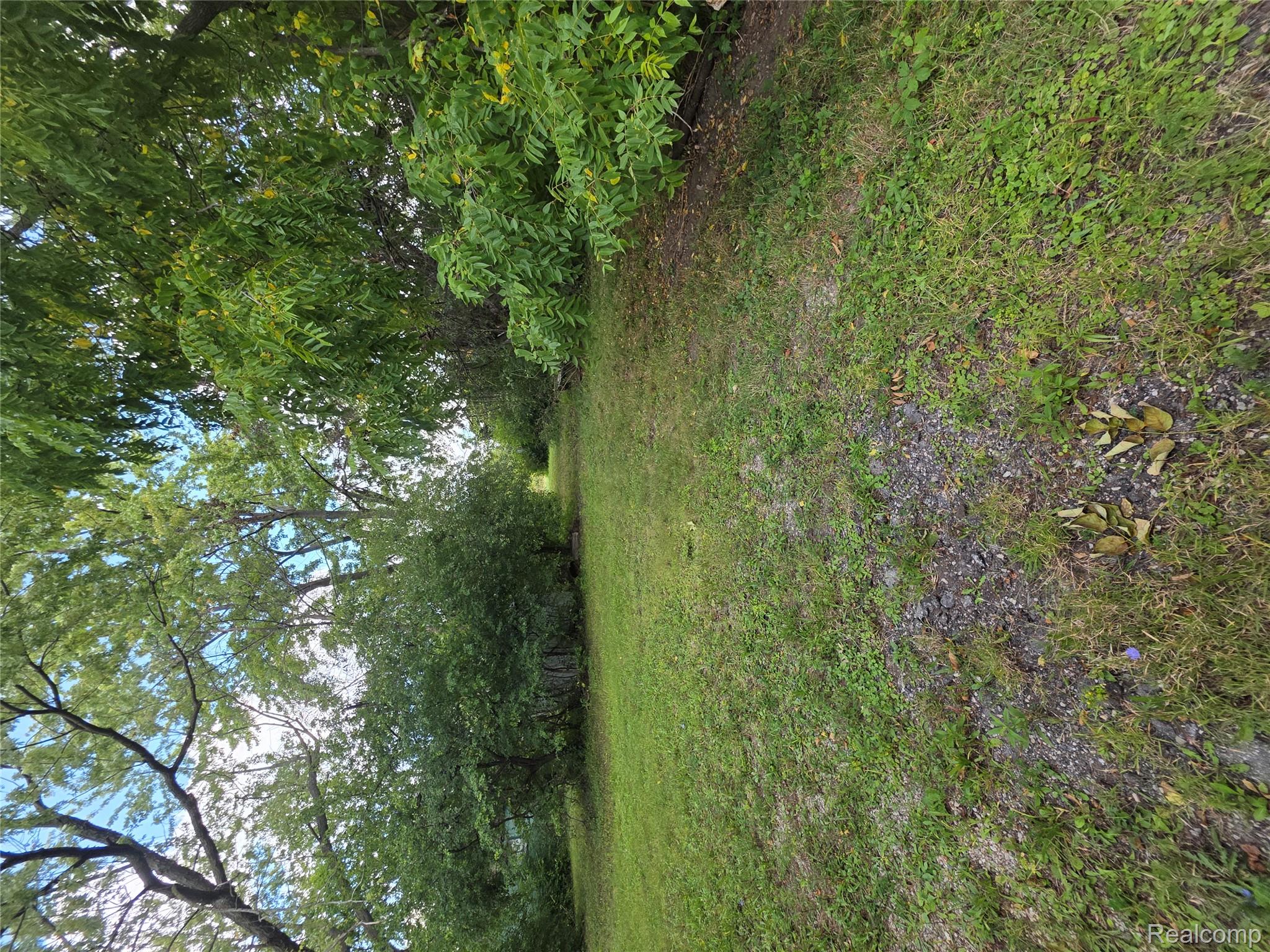 1823 Cadillac Avenue