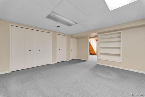 Tiny photo for 1285 GREENGLEN Court, Bloomfield Charter Township, MI 48304 (MLS # 20251053706)