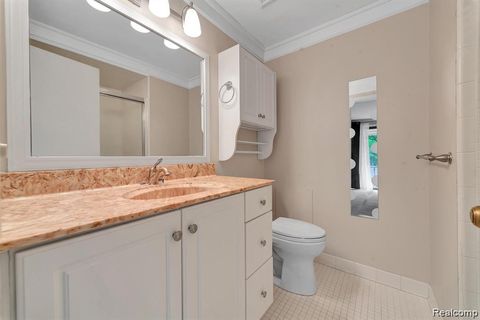 Tiny photo for 1285 GREENGLEN Court, Bloomfield Charter Township, MI 48304 (MLS # 20251053706)