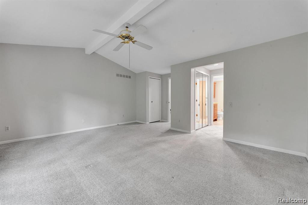 Bloomfield Hills, Michigan 48304, United States, 2 Bedrooms Bedrooms, ,3 BathroomsBathrooms,Residential,Active,243679