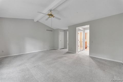 Tiny photo for 1285 GREENGLEN Court, Bloomfield Charter Township, MI 48304 (MLS # 20251053706)