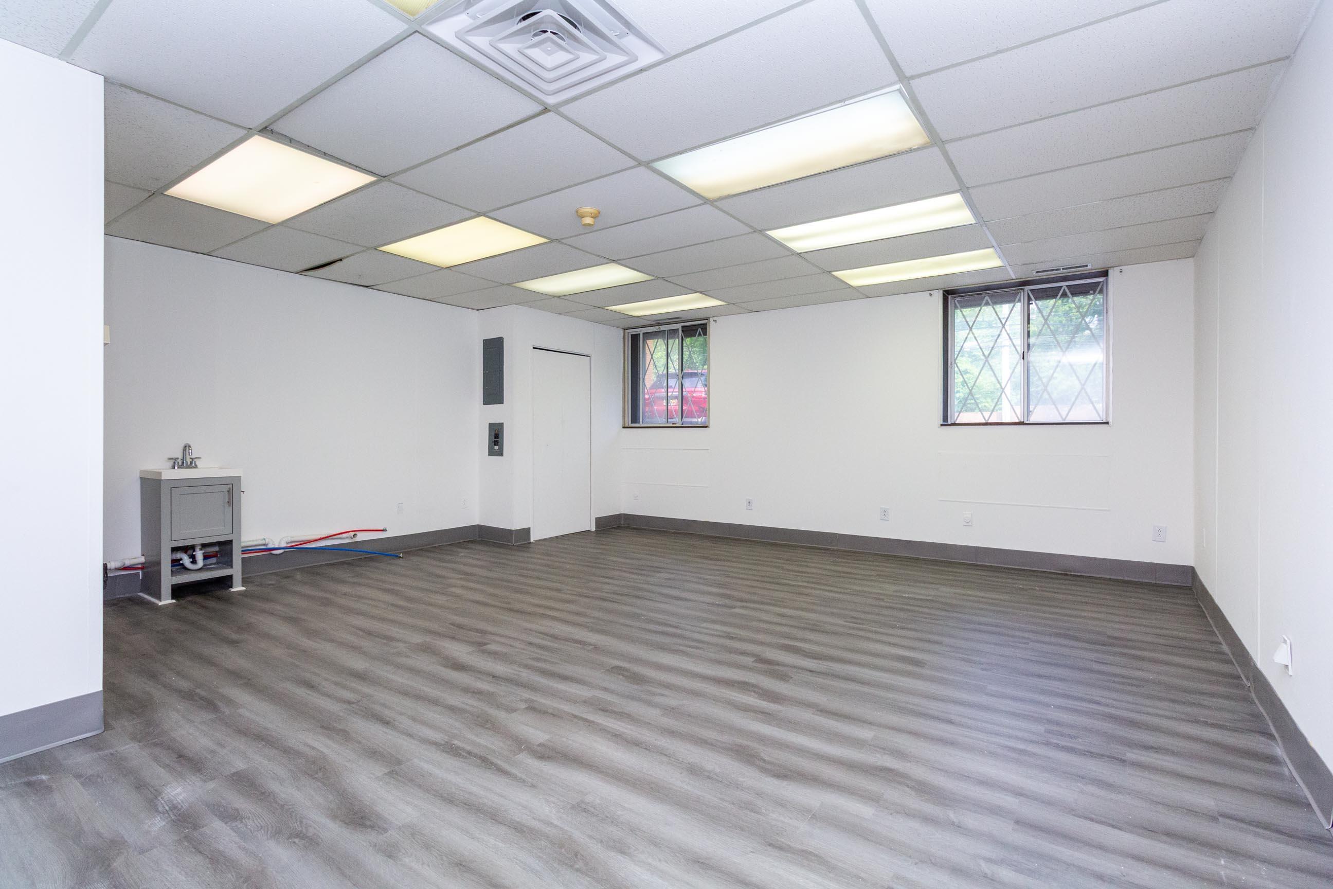 25140 Lahser Road 102