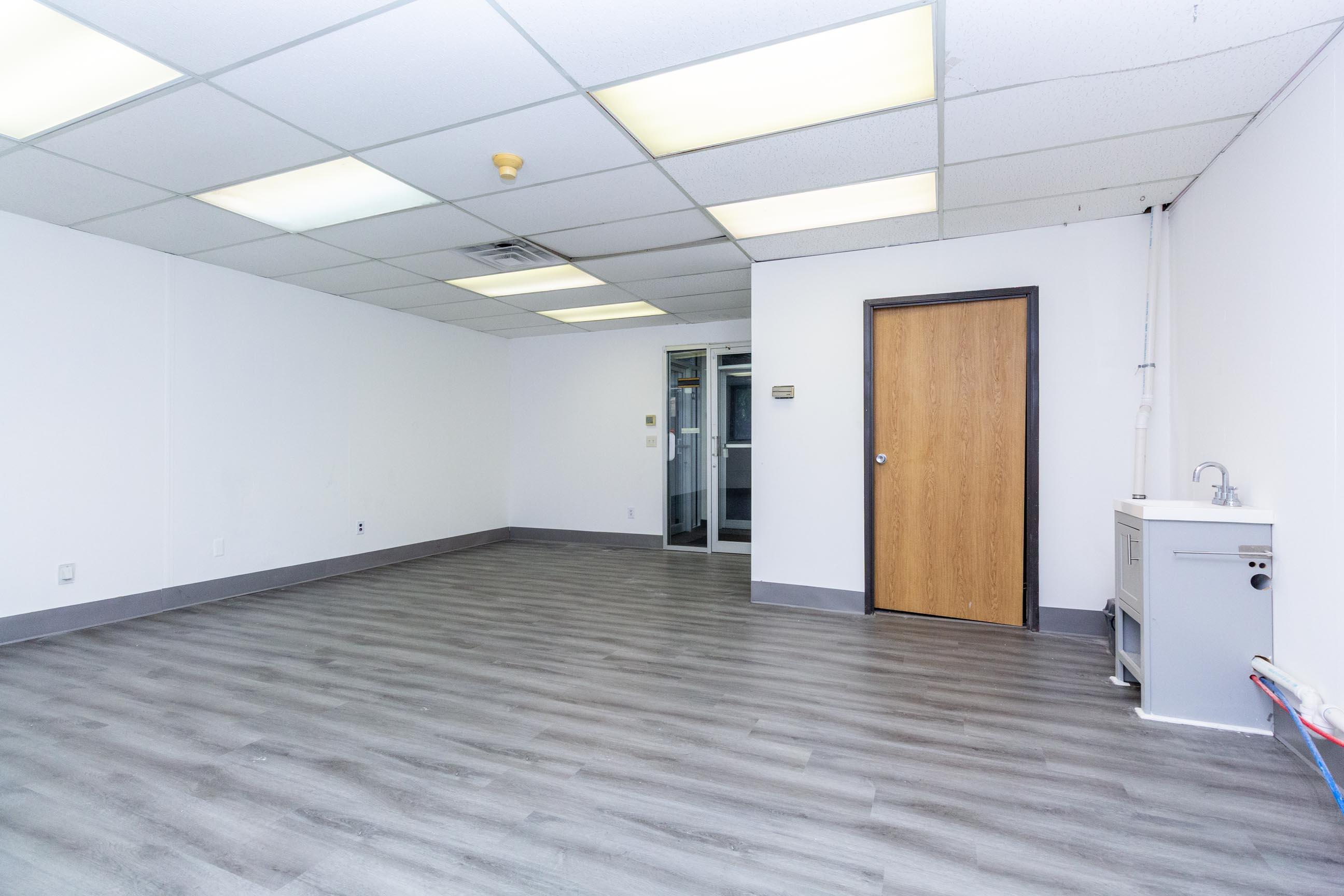 25140 Lahser Road 102