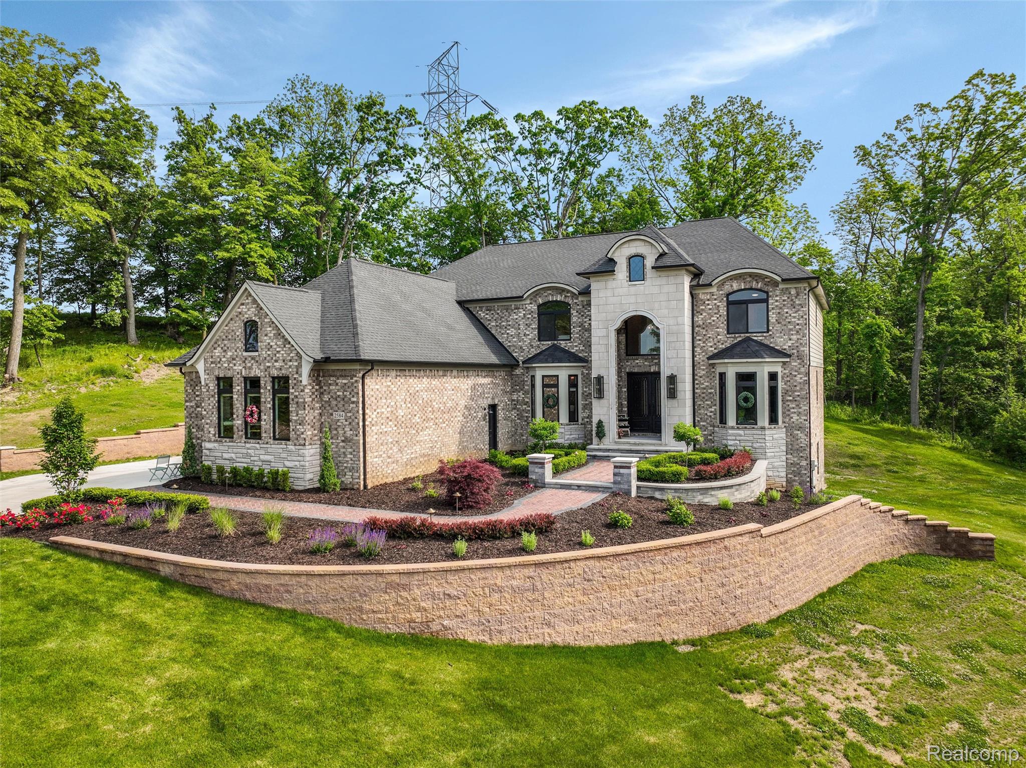 2584 Heights View Court