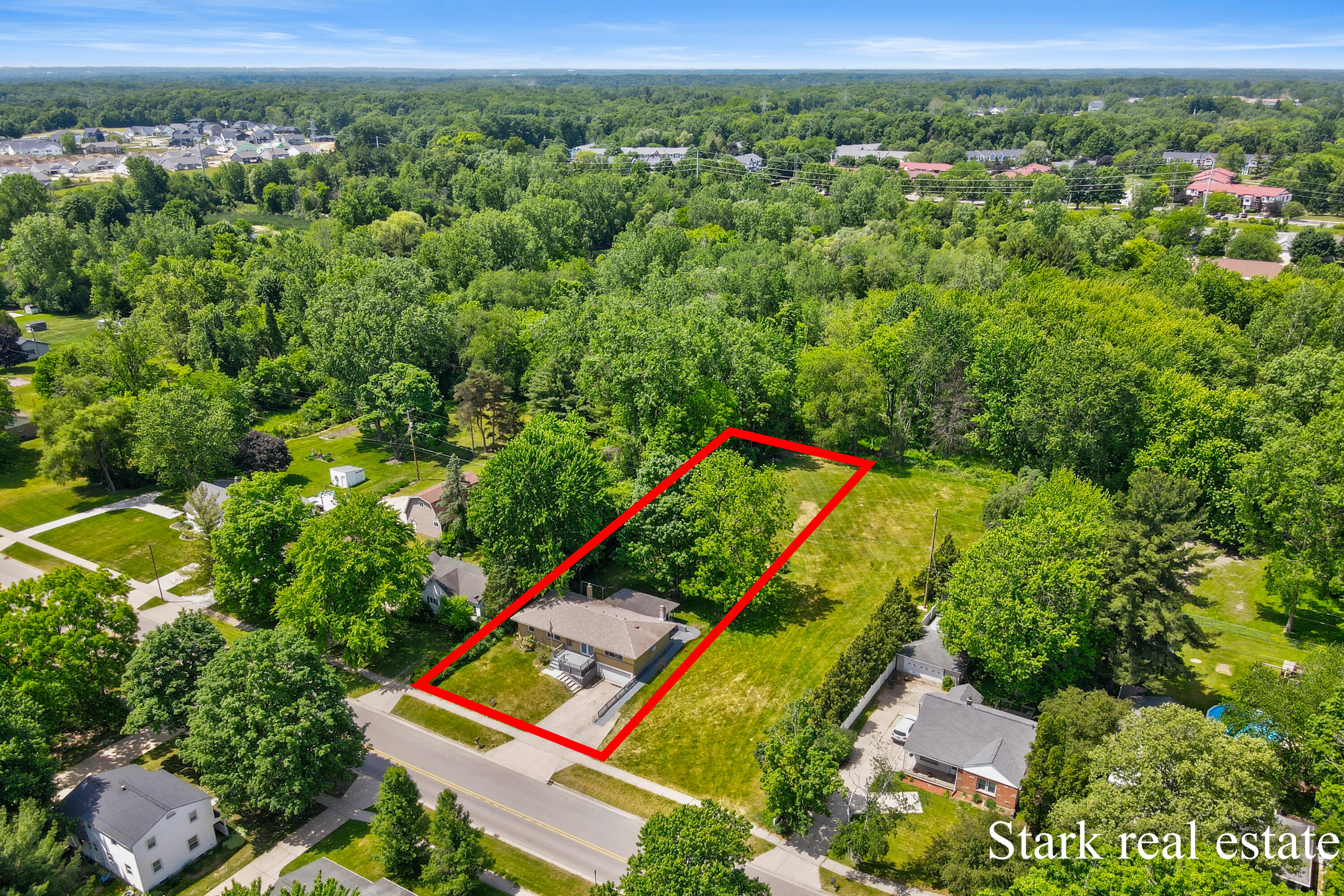 225 Sunset Hills Avenue NW