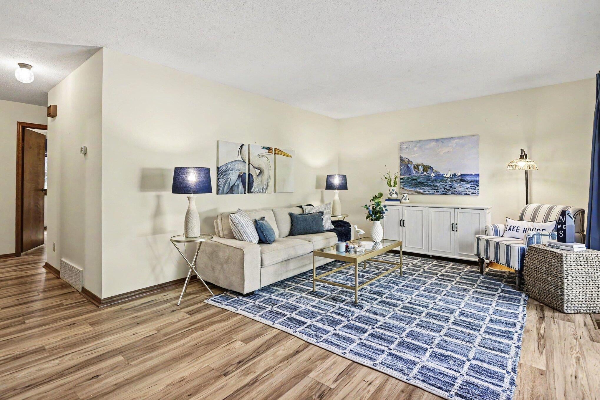 5410 Country Aire Drive 14