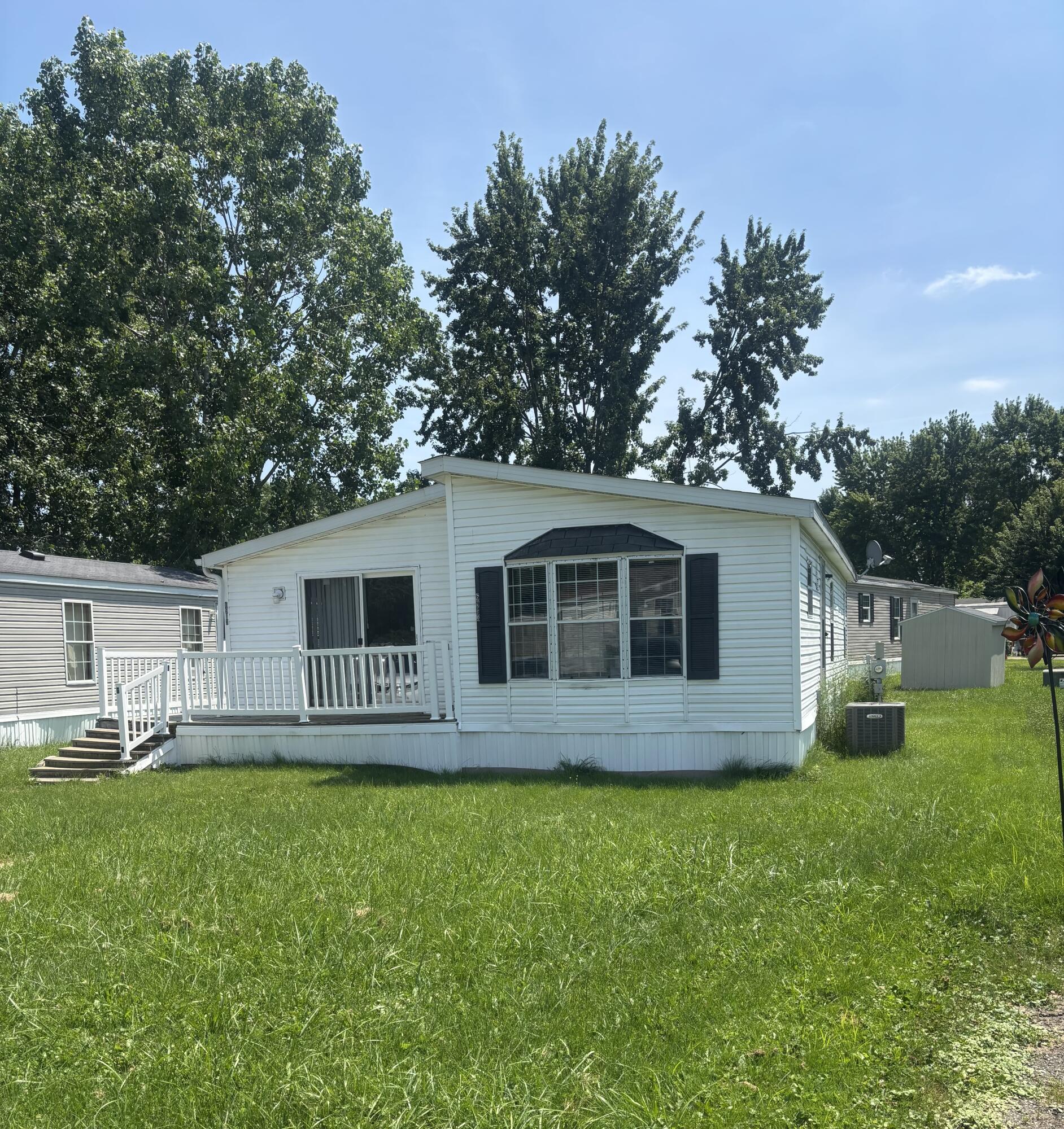 6913 Londal Circle