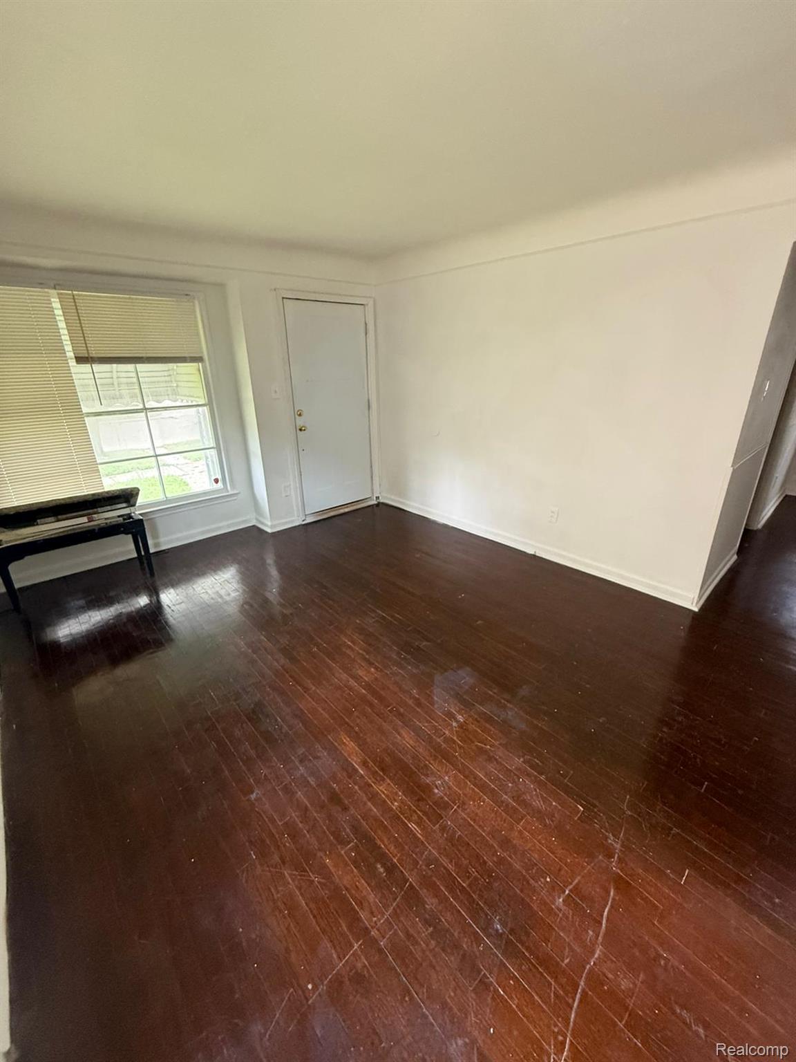 20739 CALEDONIA Avenue