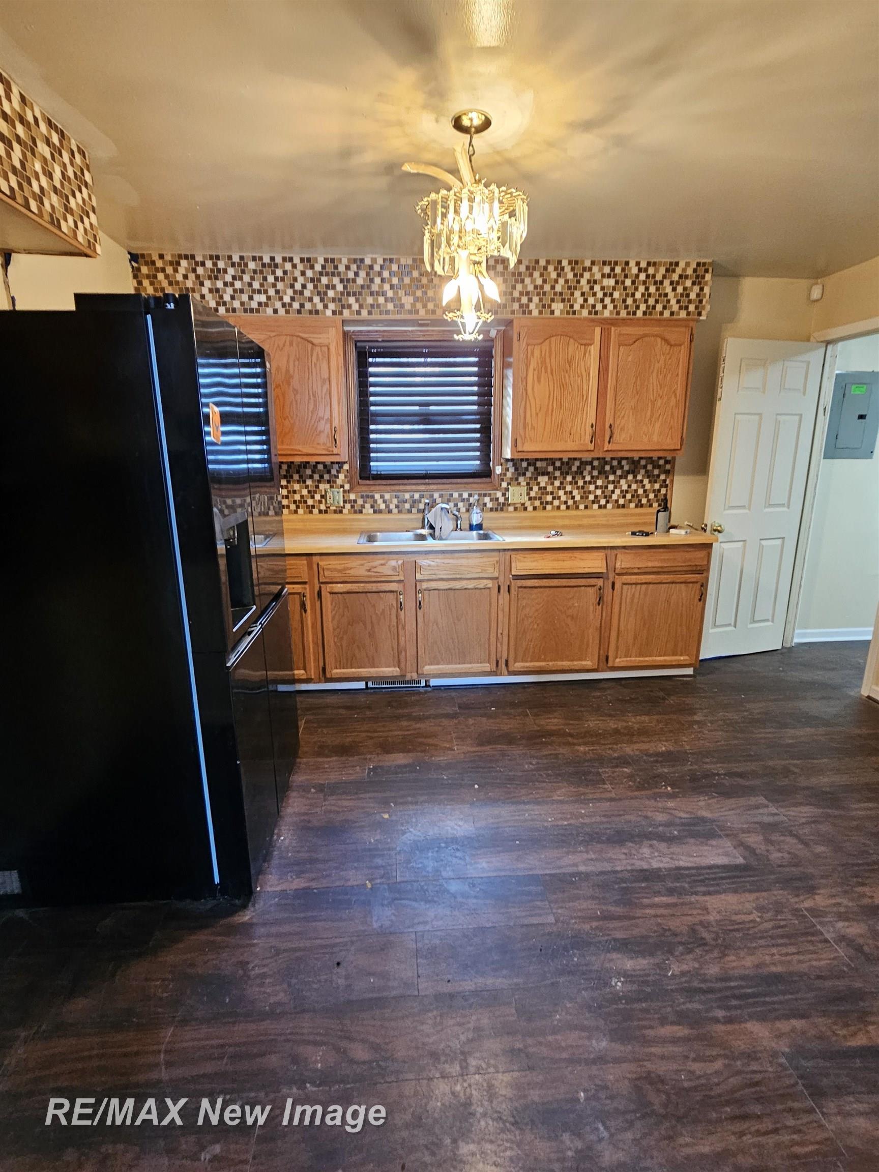 2822 Kensington Drive