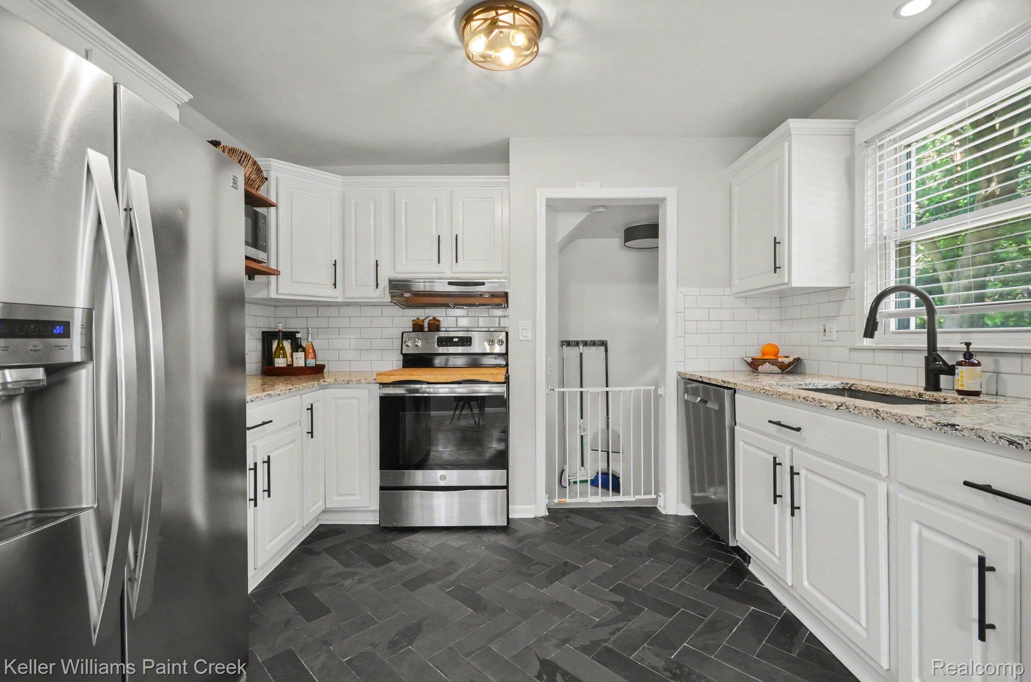 31607 Lexington Heights