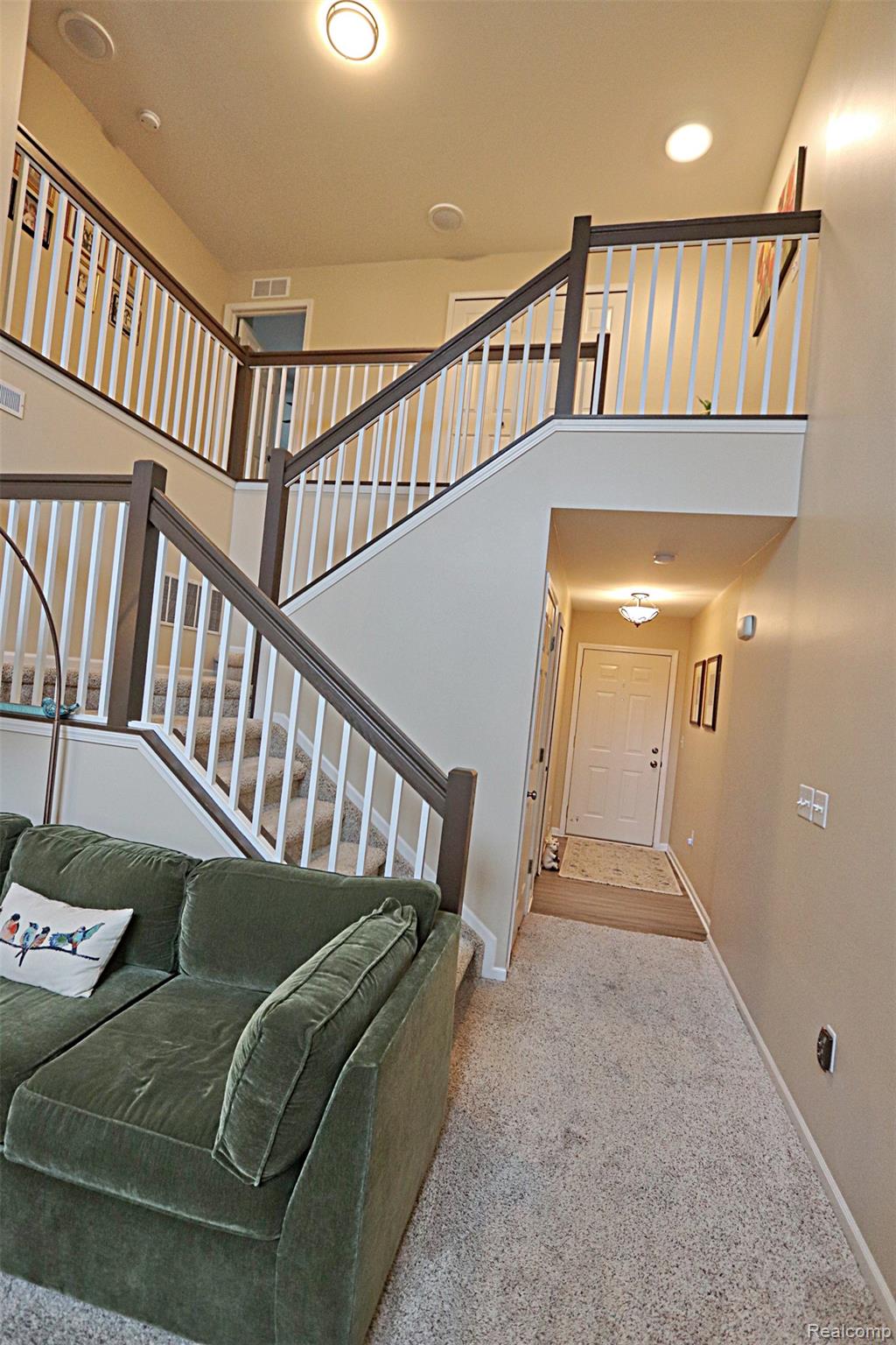 10139 Ridge Run Street 9