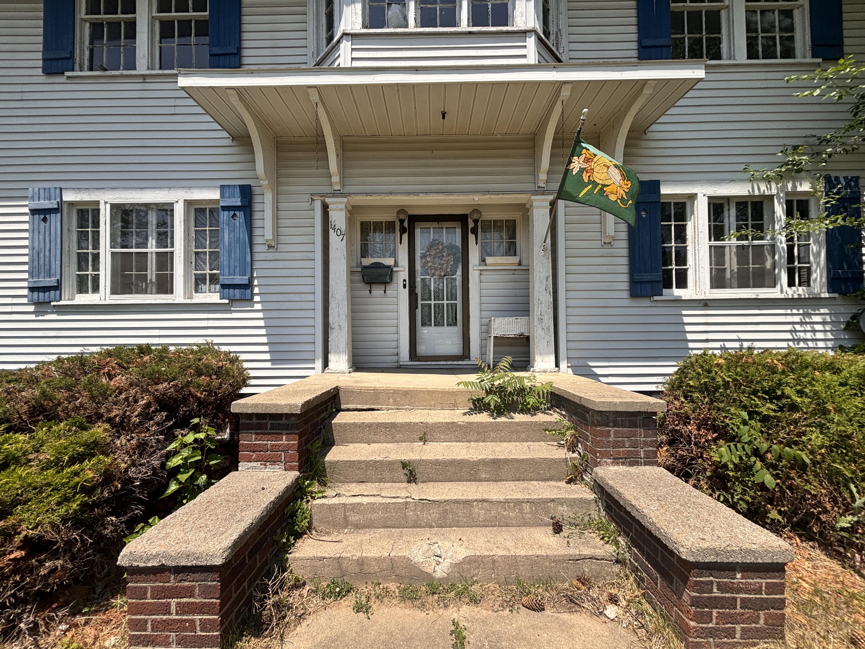 1407 Michigan Avenue