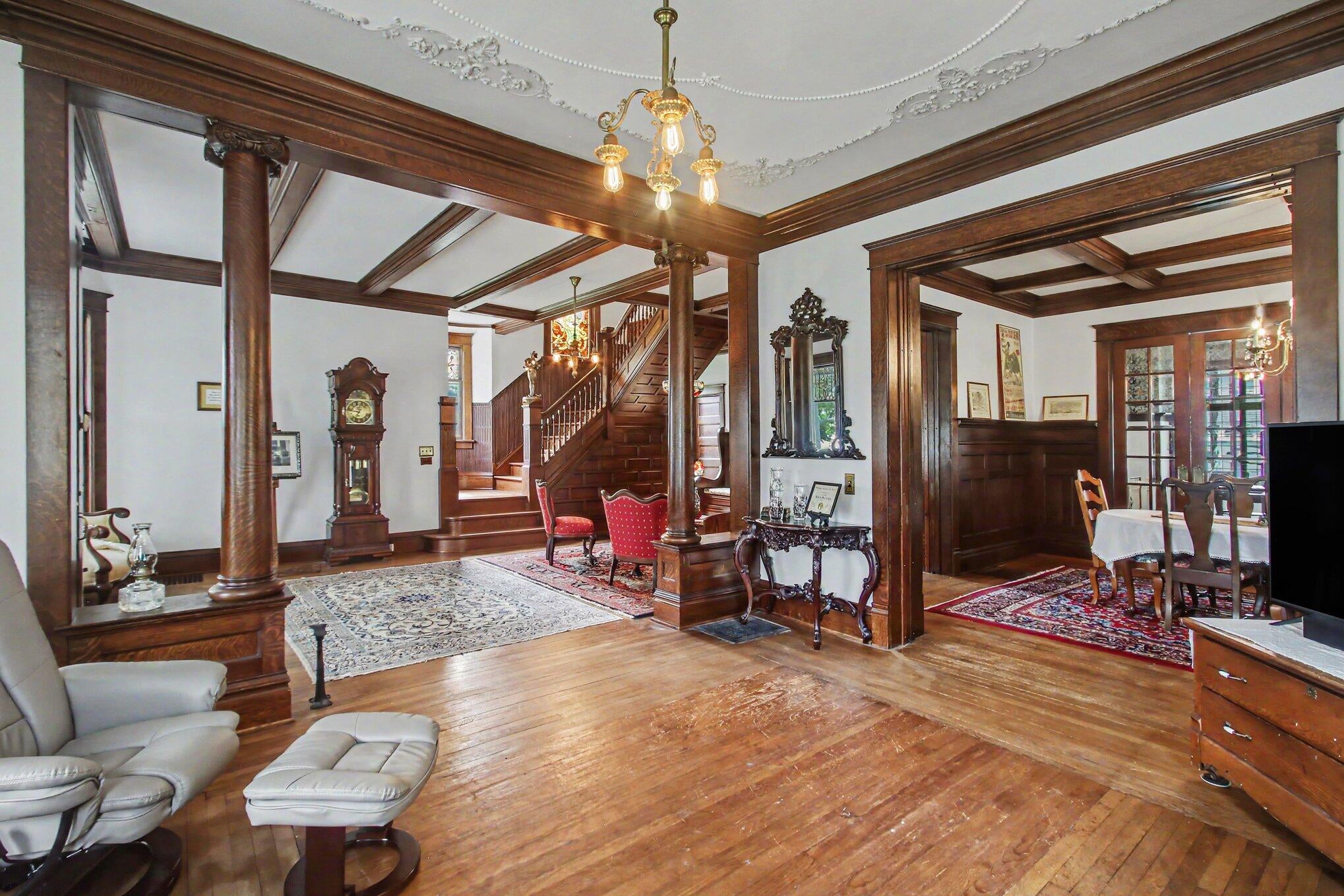 360 E Central Avenue