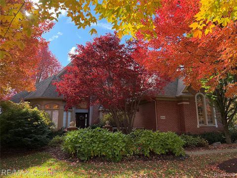 47483 Beckenham Boulevard Novi City MI 48374