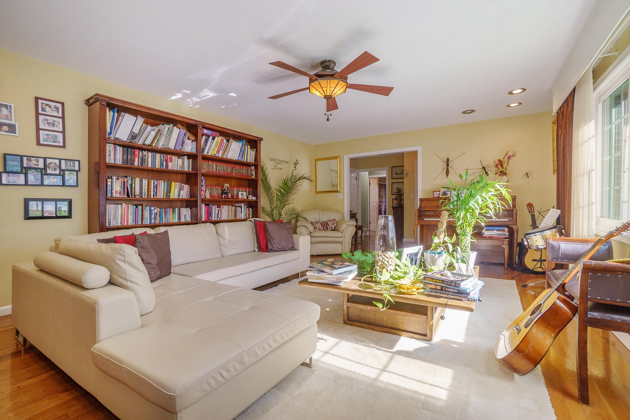 906 Walnut Street