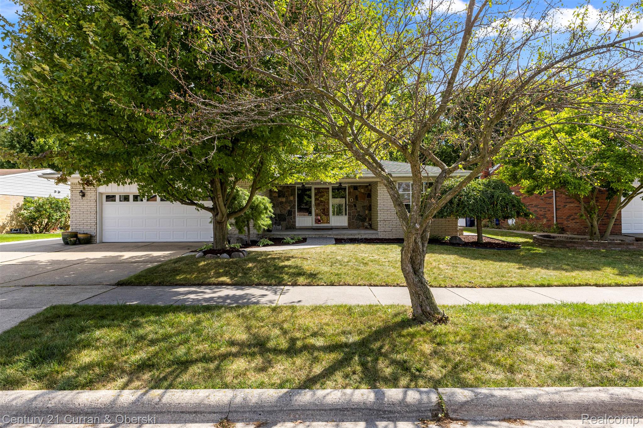14363 Williamsburg Drive