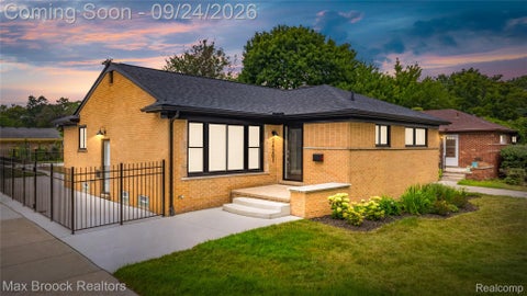Photo for 24201 Oneida Street