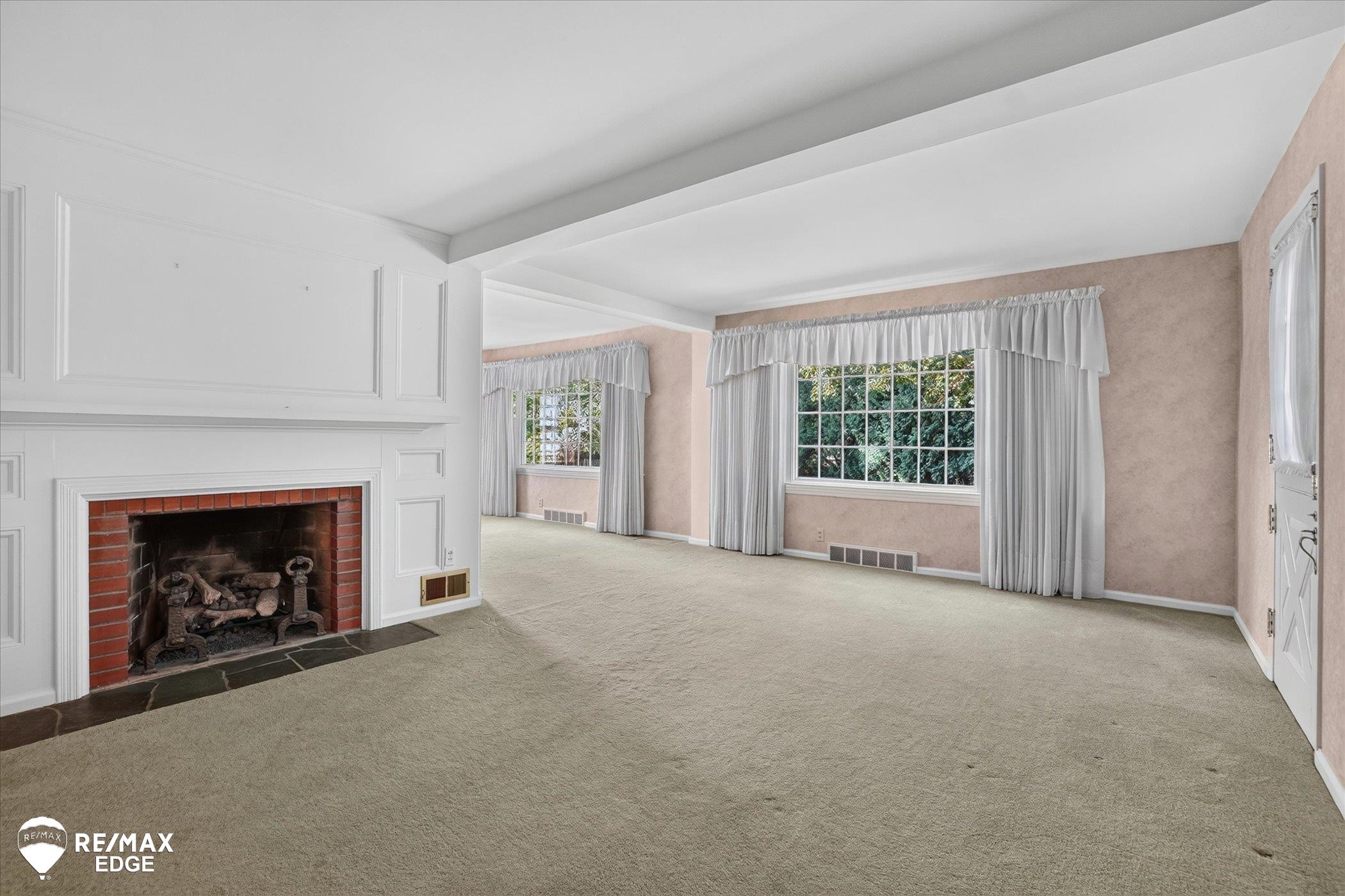 300 E South Street