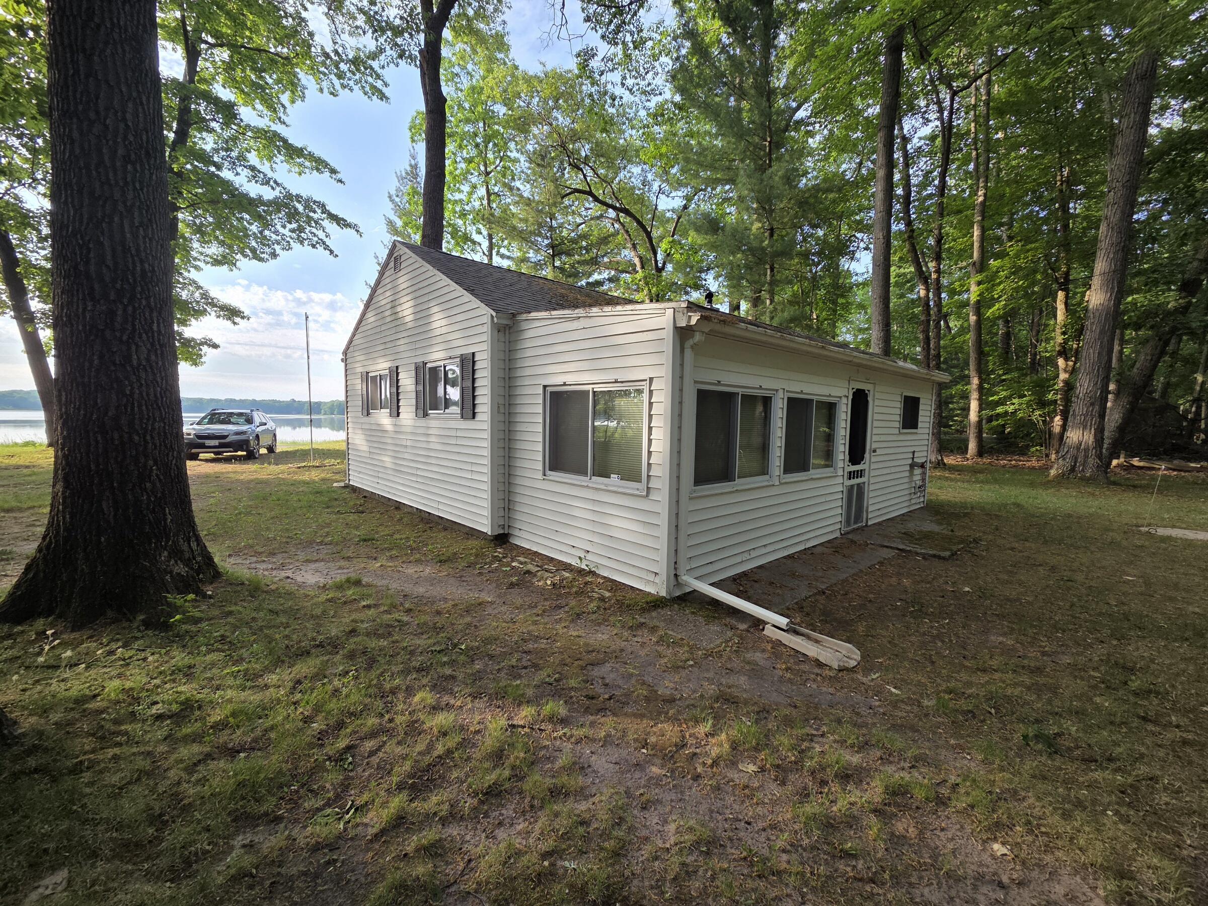 2093 N Tallman Lake Road