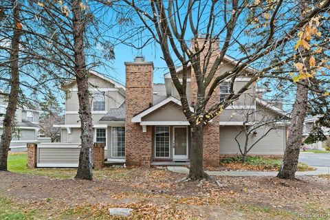 6798 Andiron Court West Bloomfield Charter Township MI 48322