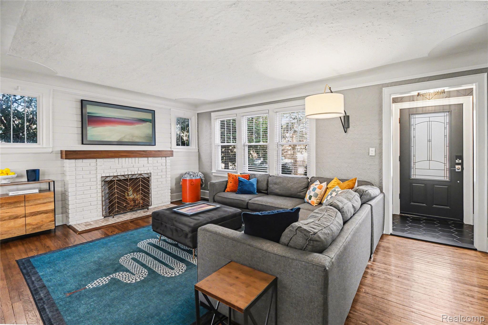 3175 Parker Drive