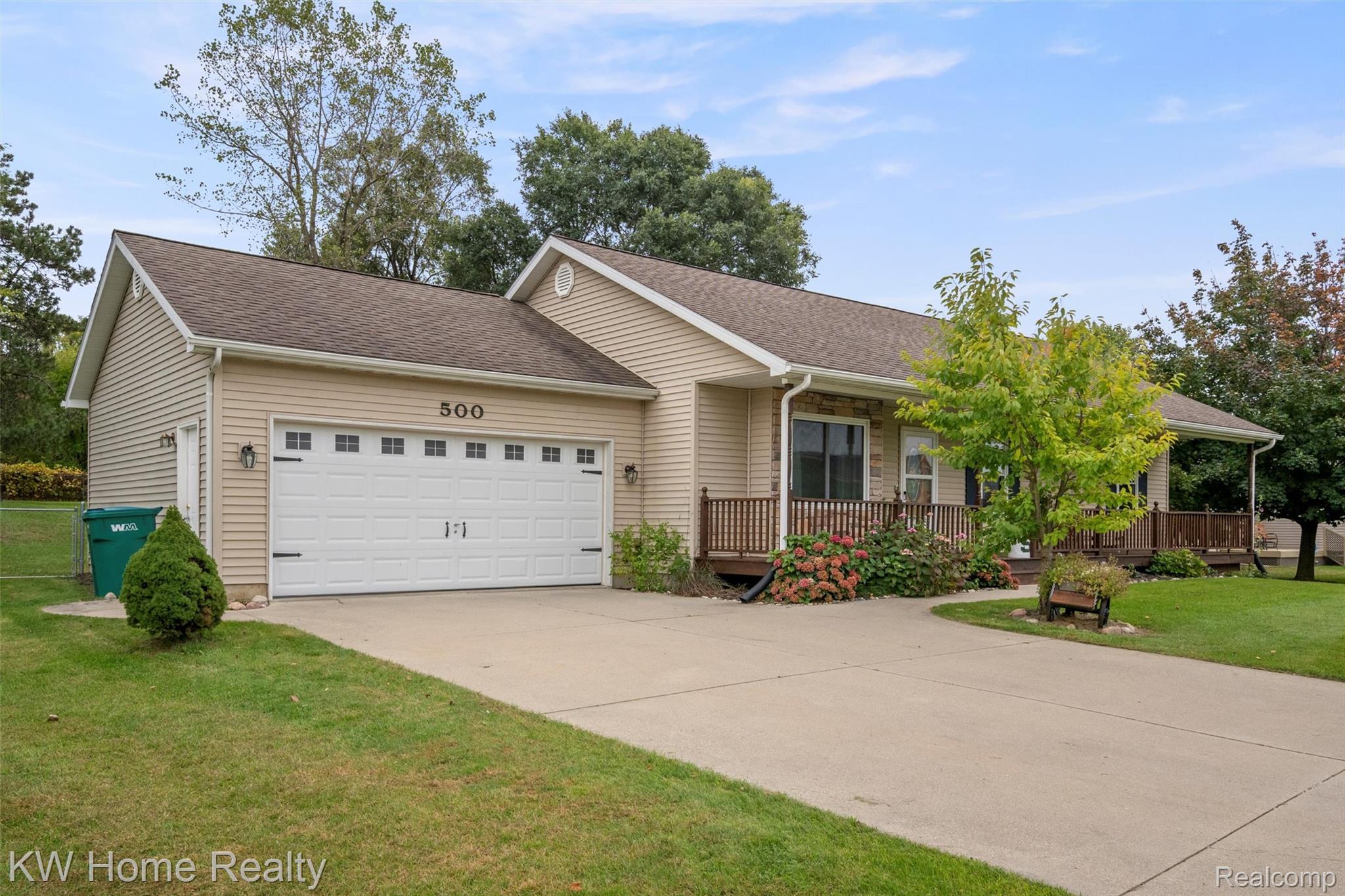 500 Clearwater Drive