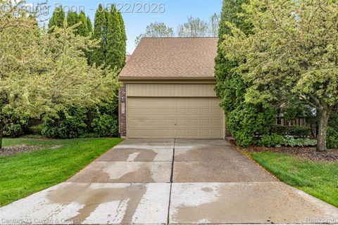 2217 Siboney Court Rochester Hills City MI 48309
