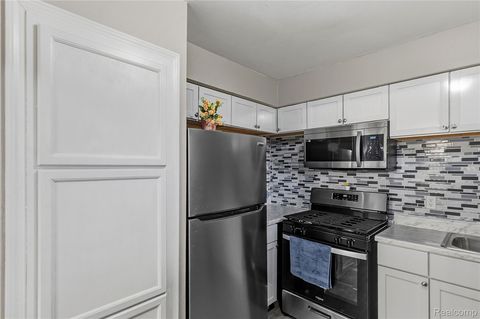 Tiny photo for 631 McDougall Street, Detroit City, MI 48207 (MLS # 20261015582)