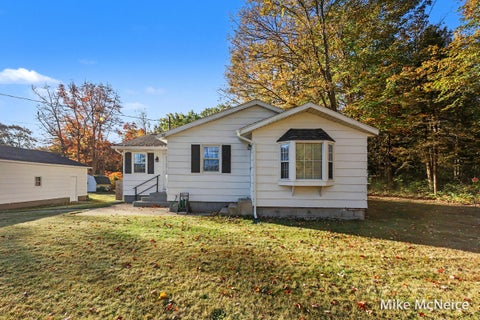 Tiny photo for 16182 Lincoln Street, Grand Haven Charter Township, MI 49417 (MLS # 71026055814)
