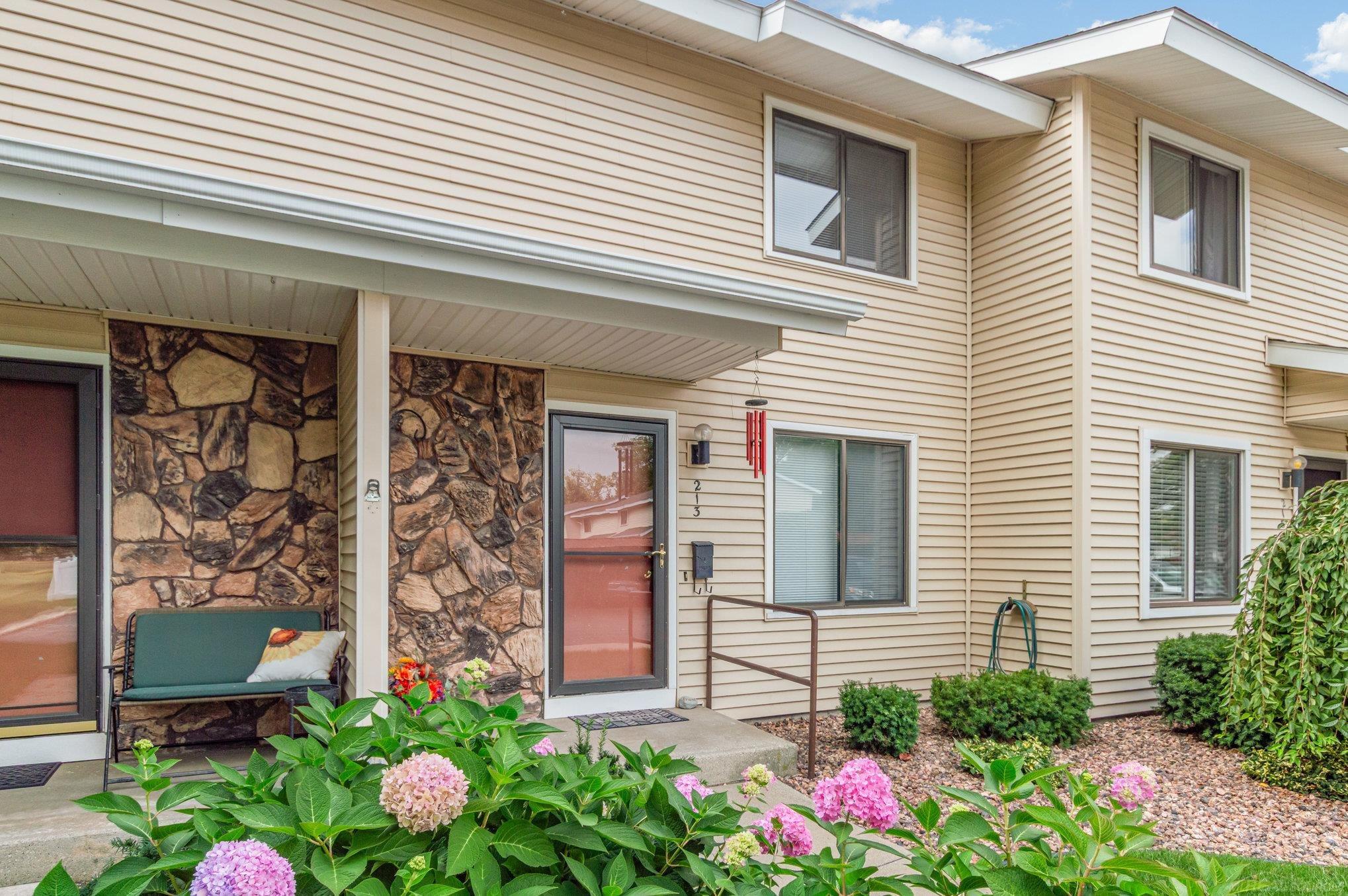 213 Cherryview Drive