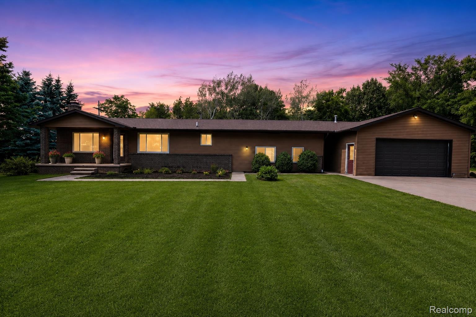 1242 Baldwin Road