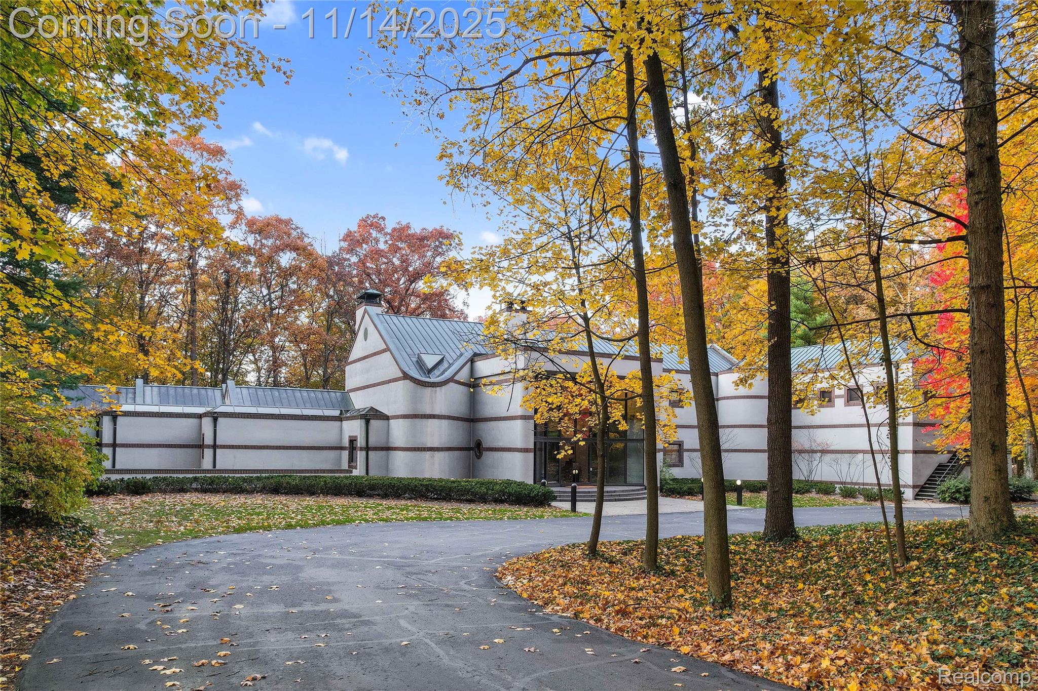 1335 Trowbridge Road