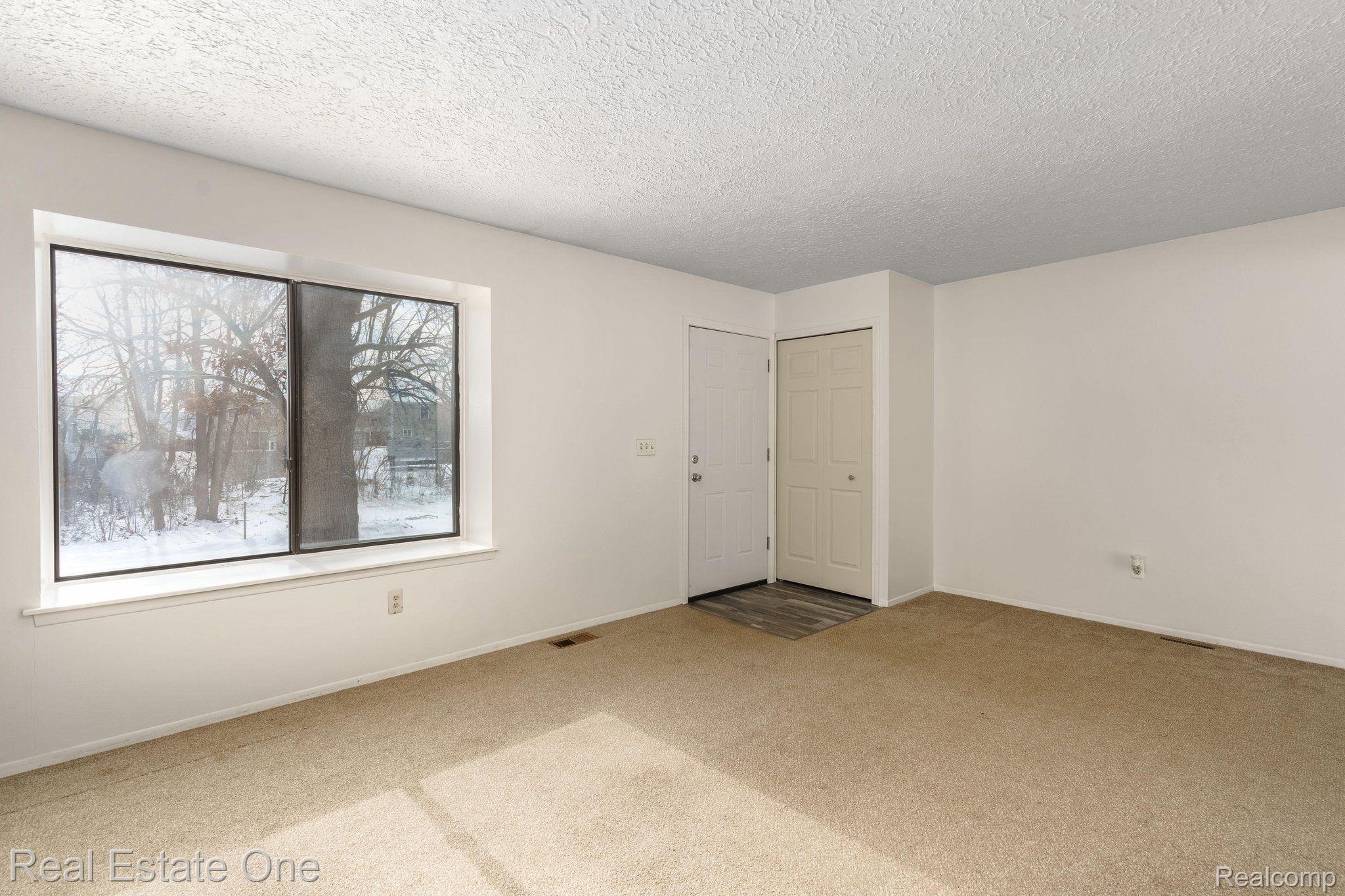 229 SUMMIT Ridge