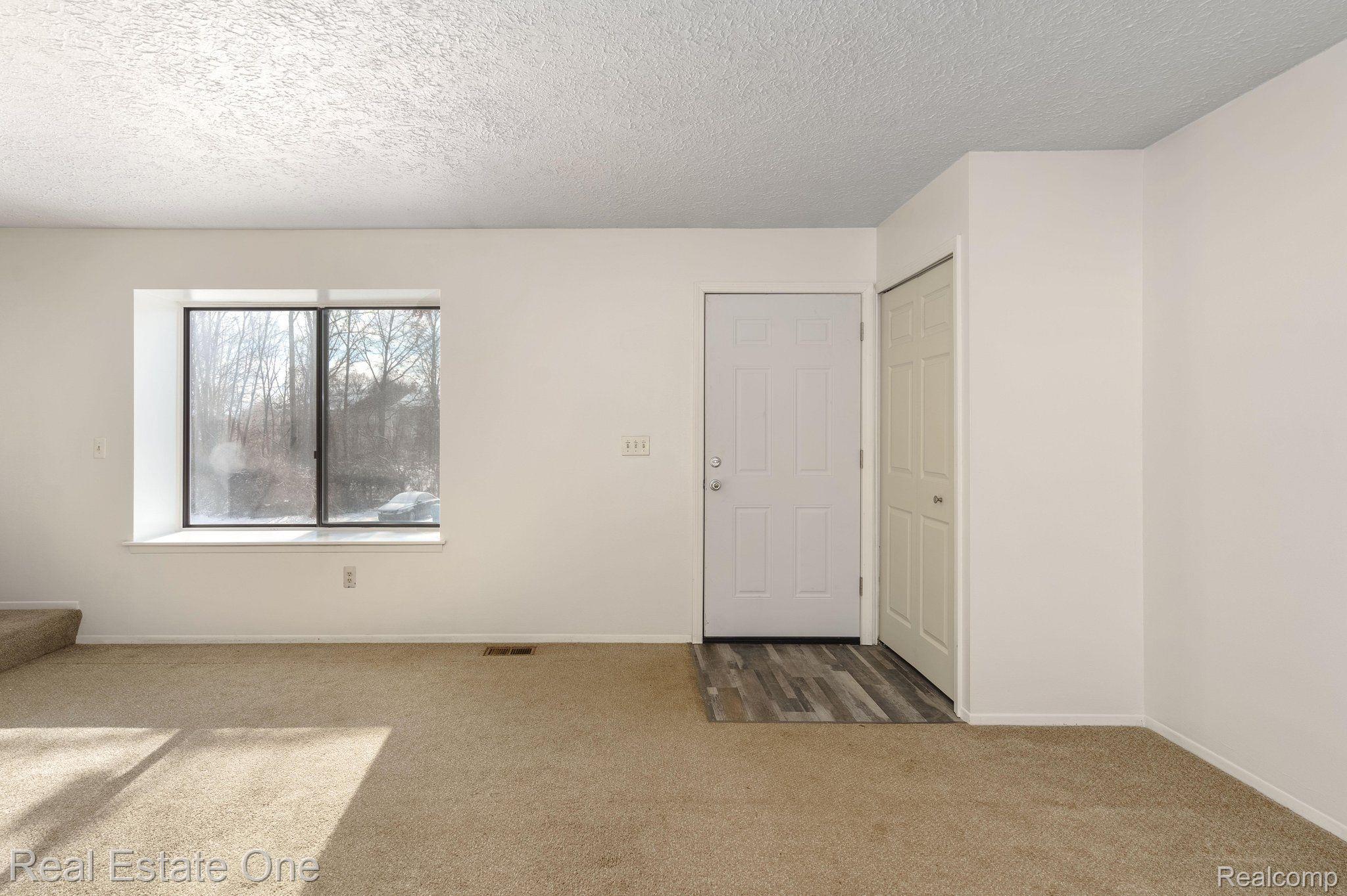 229 SUMMIT Ridge