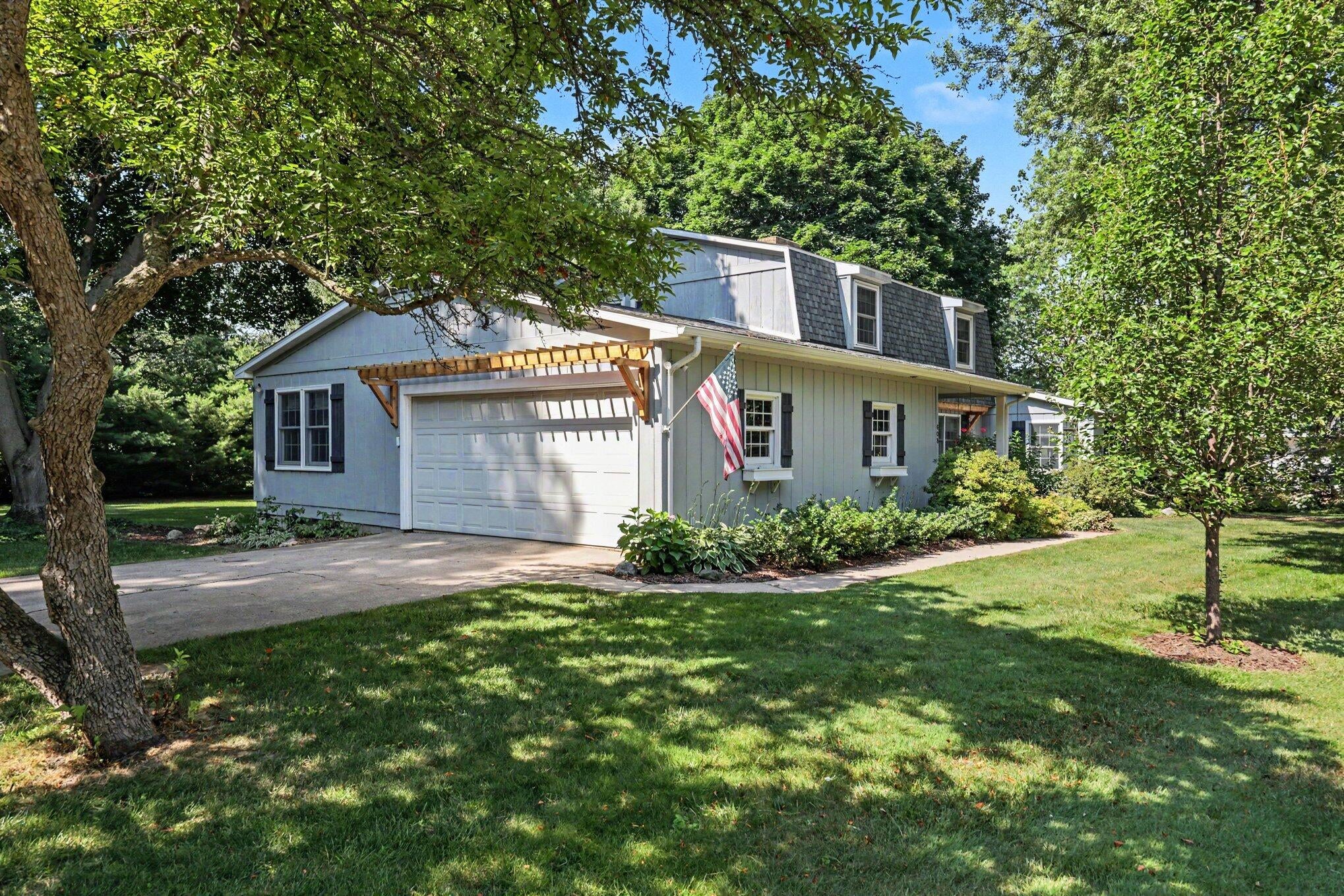 608 Arboretum Drive