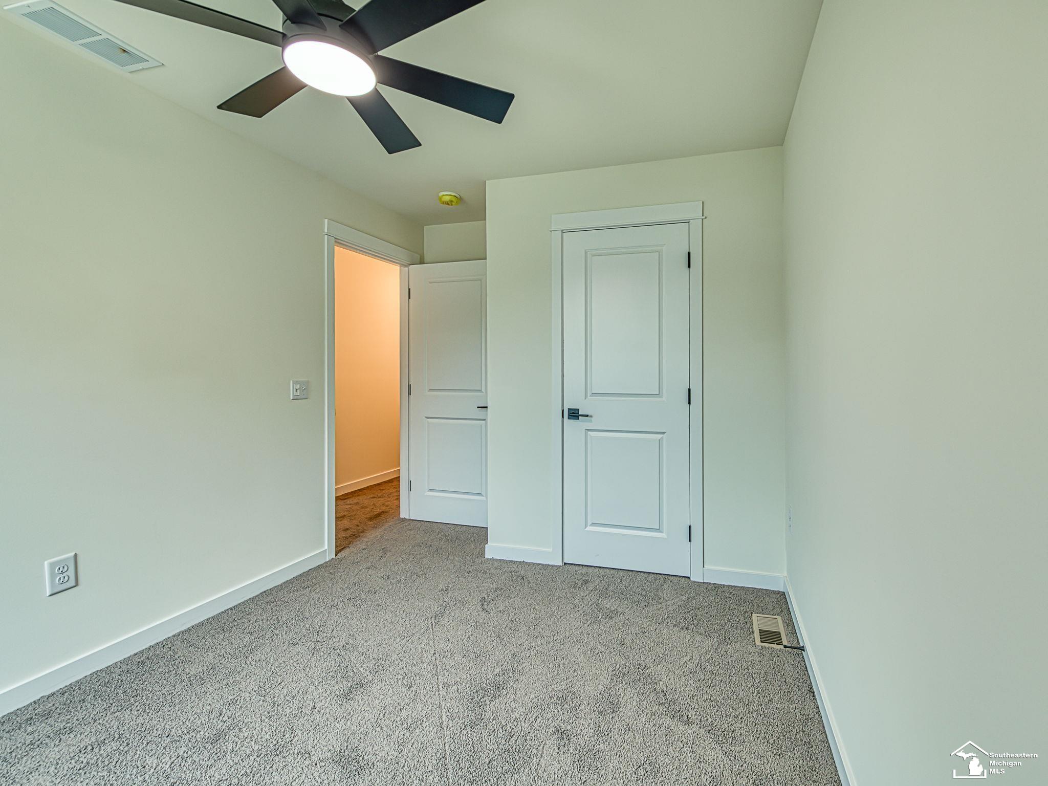 Monroe Charter Township, Michigan 48161, United States, 5 Bedrooms Bedrooms, ,3 BathroomsBathrooms,Residential,Active,173369