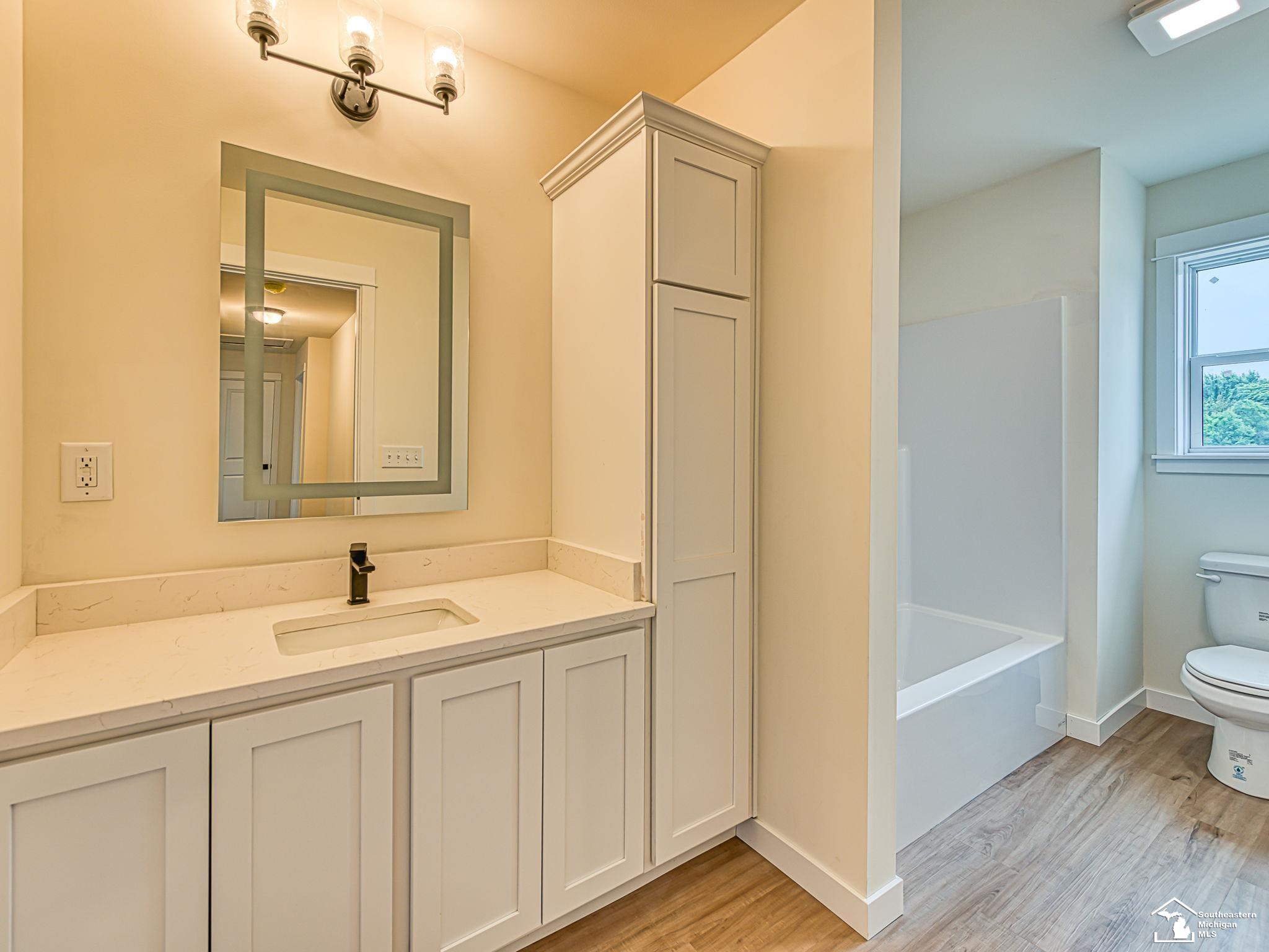 Monroe Charter Township, Michigan 48161, United States, 5 Bedrooms Bedrooms, ,3 BathroomsBathrooms,Residential,Active,173369