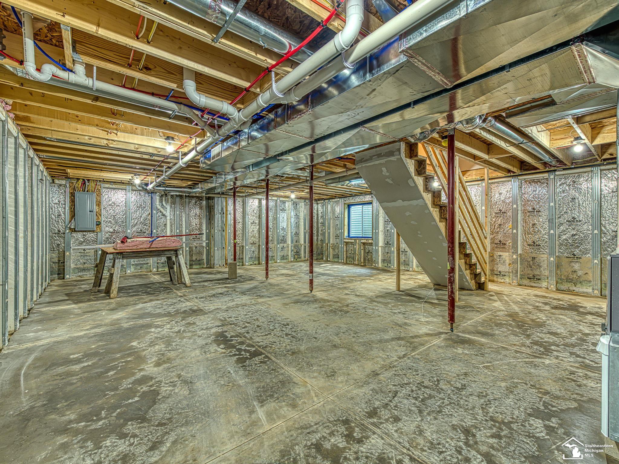 Monroe Charter Township, Michigan 48161, United States, 5 Bedrooms Bedrooms, ,3 BathroomsBathrooms,Residential,Active,173369