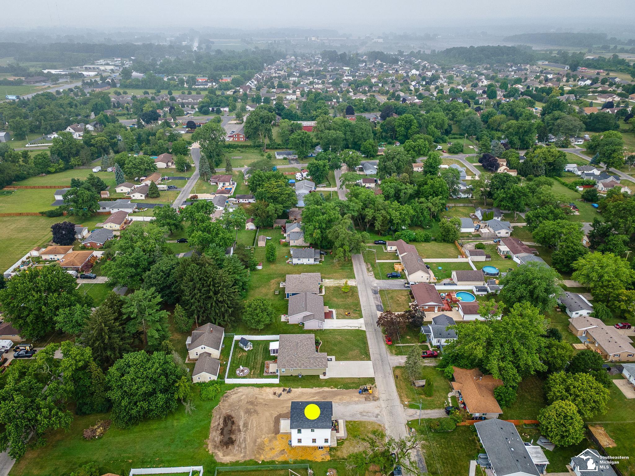 Monroe Charter Township, Michigan 48161, United States, 5 Bedrooms Bedrooms, ,3 BathroomsBathrooms,Residential,Active,173369