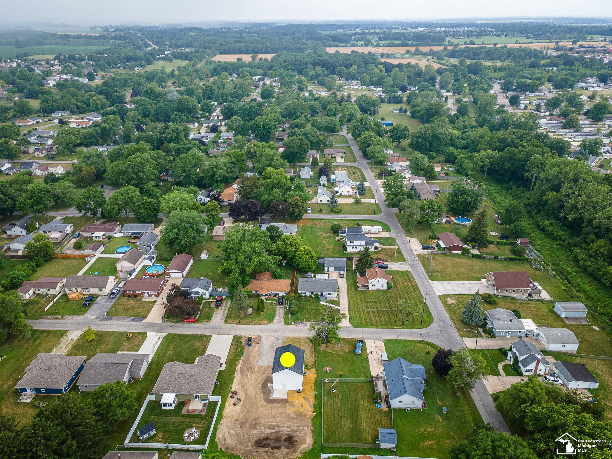 Monroe Charter Township, Michigan 48161, United States, 5 Bedrooms Bedrooms, ,3 BathroomsBathrooms,Residential,Active,173369