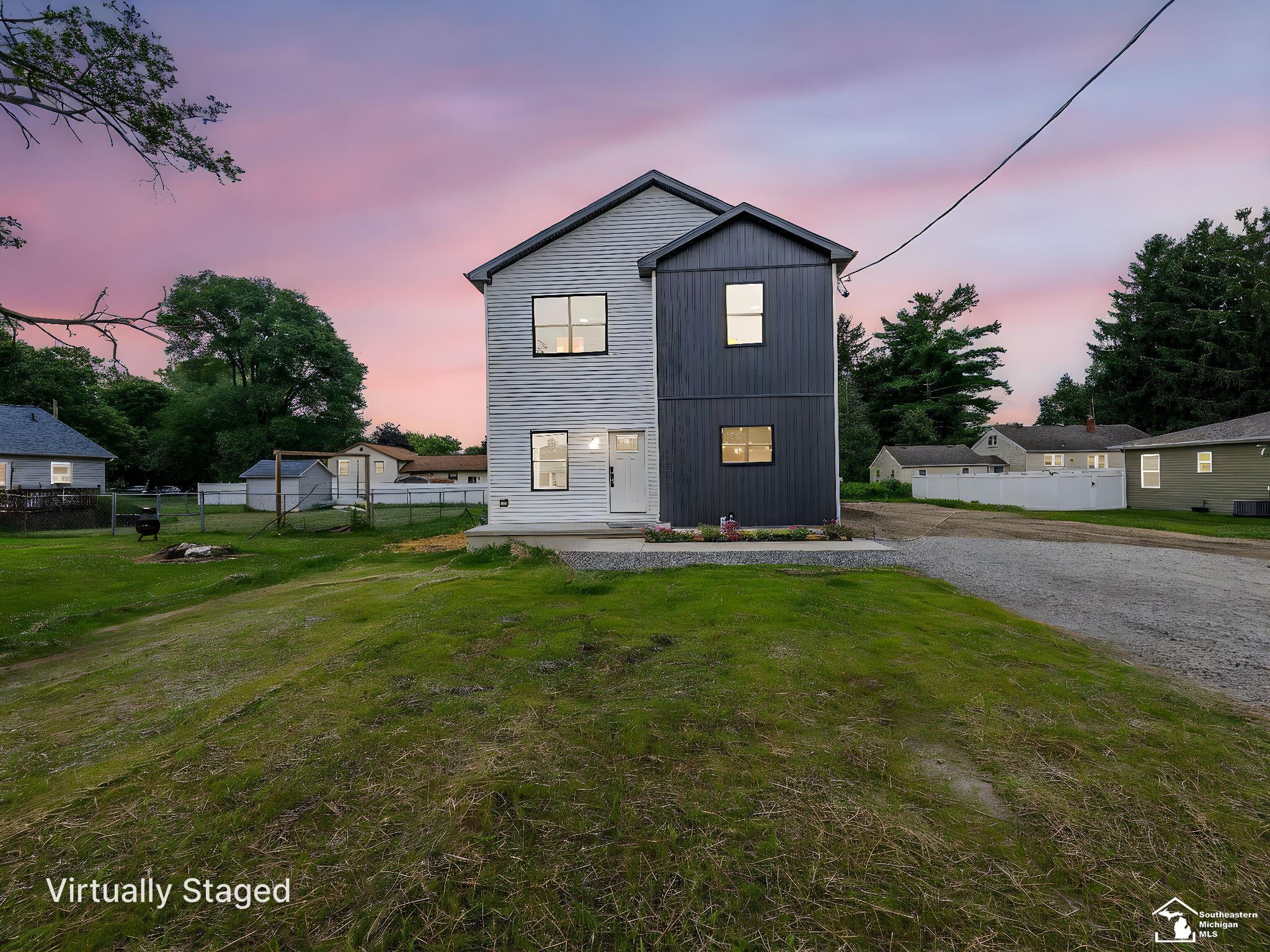 Monroe Charter Township, Michigan 48161, United States, 5 Bedrooms Bedrooms, ,3 BathroomsBathrooms,Residential,Active,173369