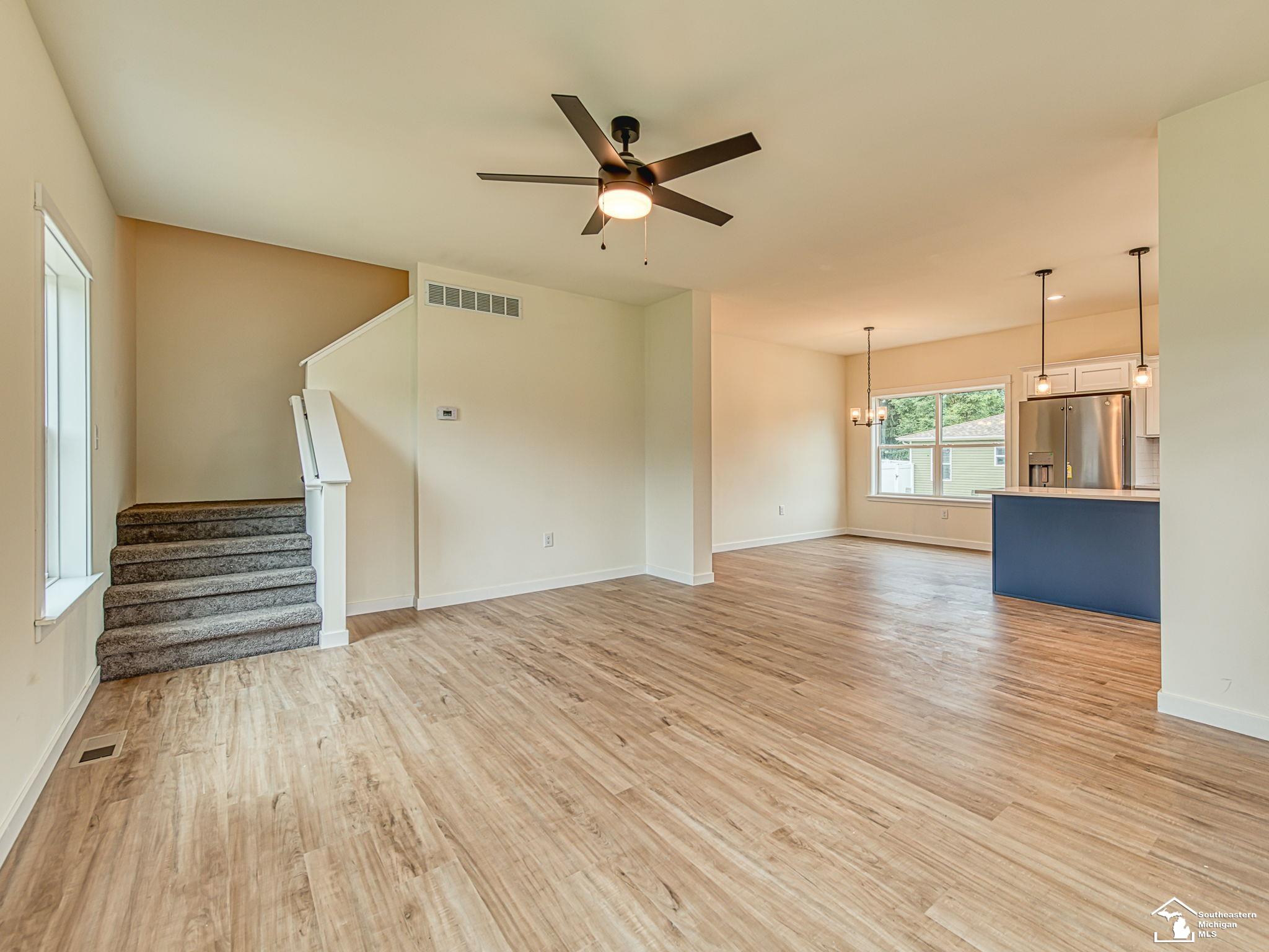 Monroe Charter Township, Michigan 48161, United States, 5 Bedrooms Bedrooms, ,3 BathroomsBathrooms,Residential,Active,173369