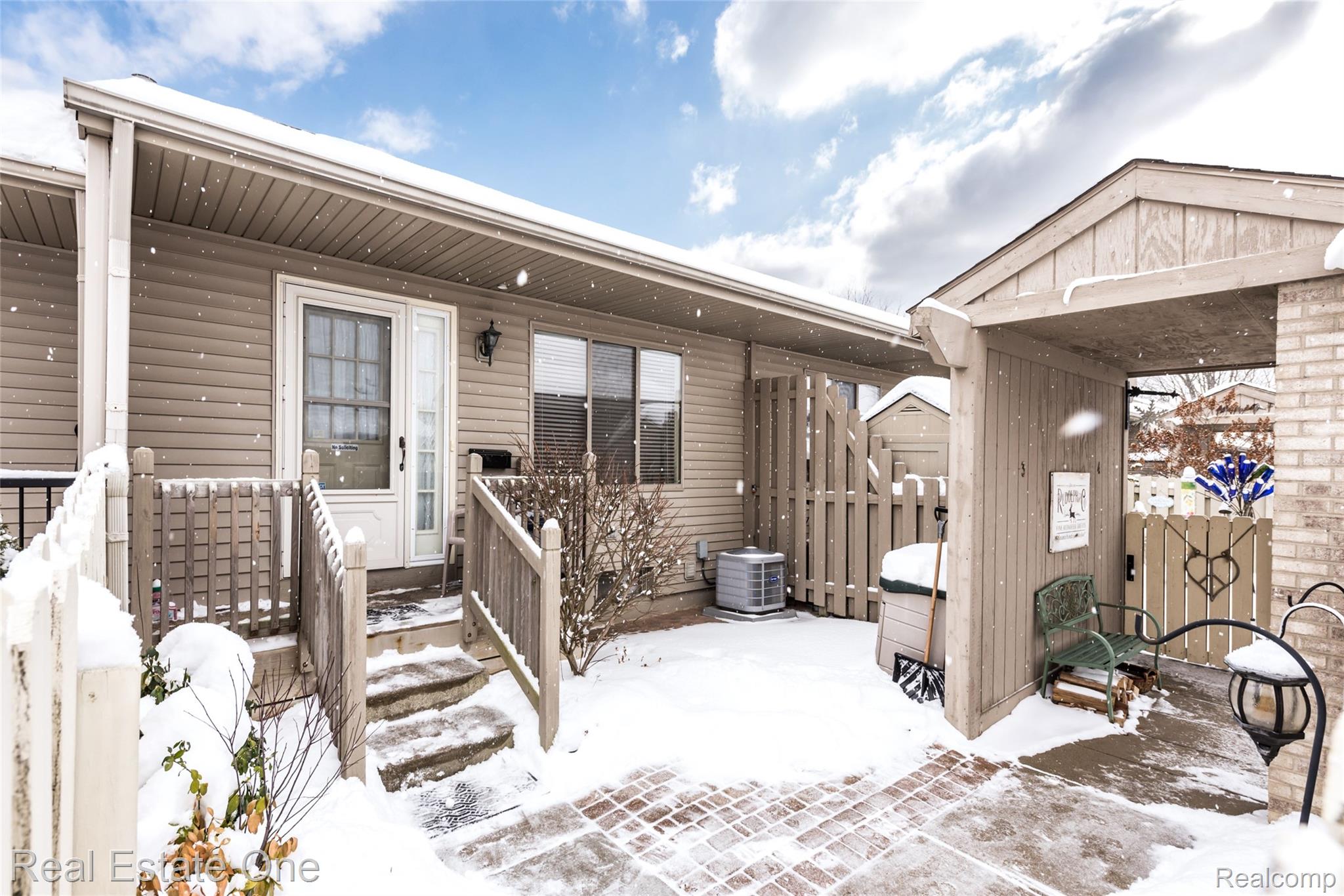 62340 Arlington Circle 3