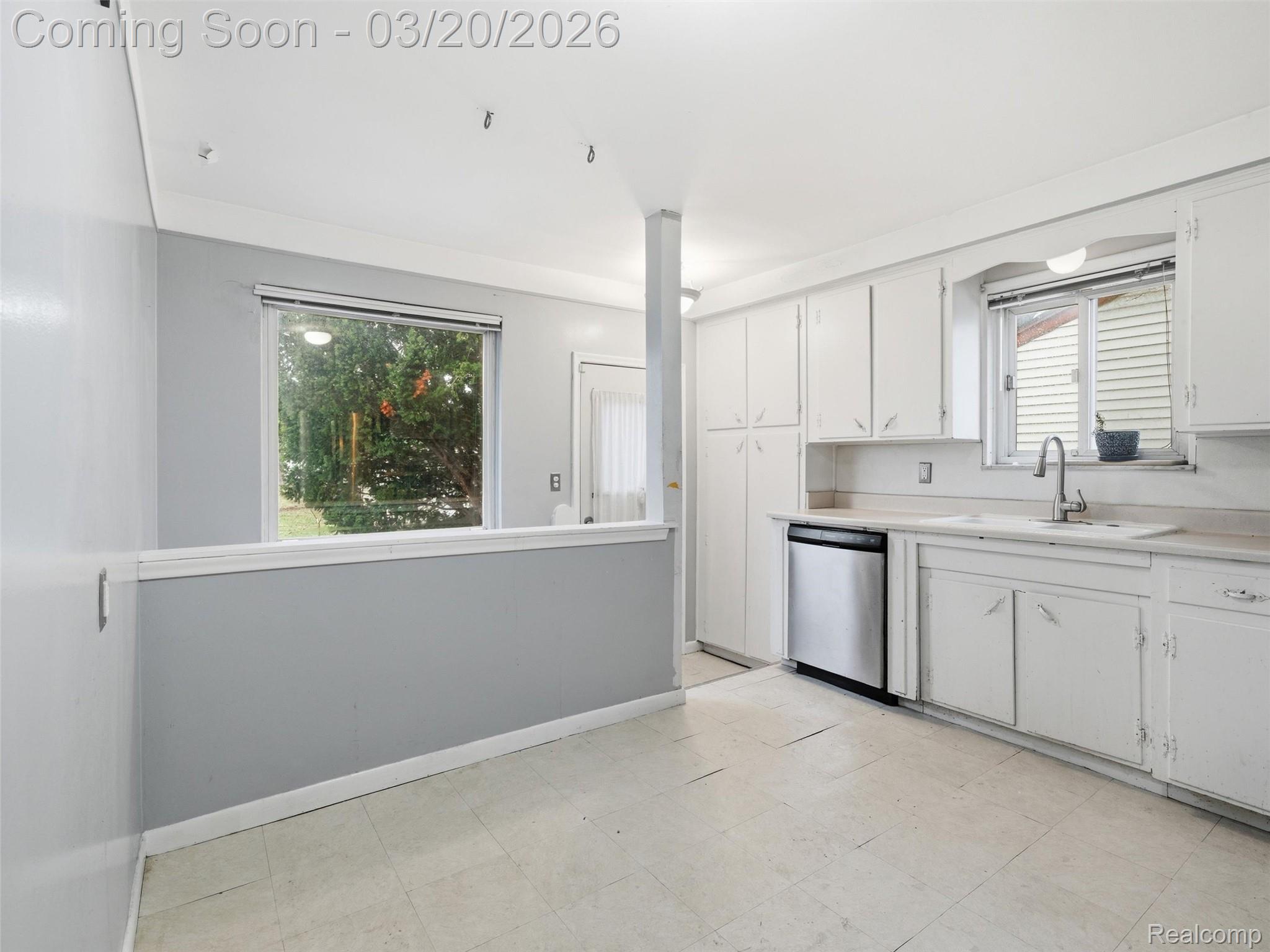 23530 Blackett Avenue