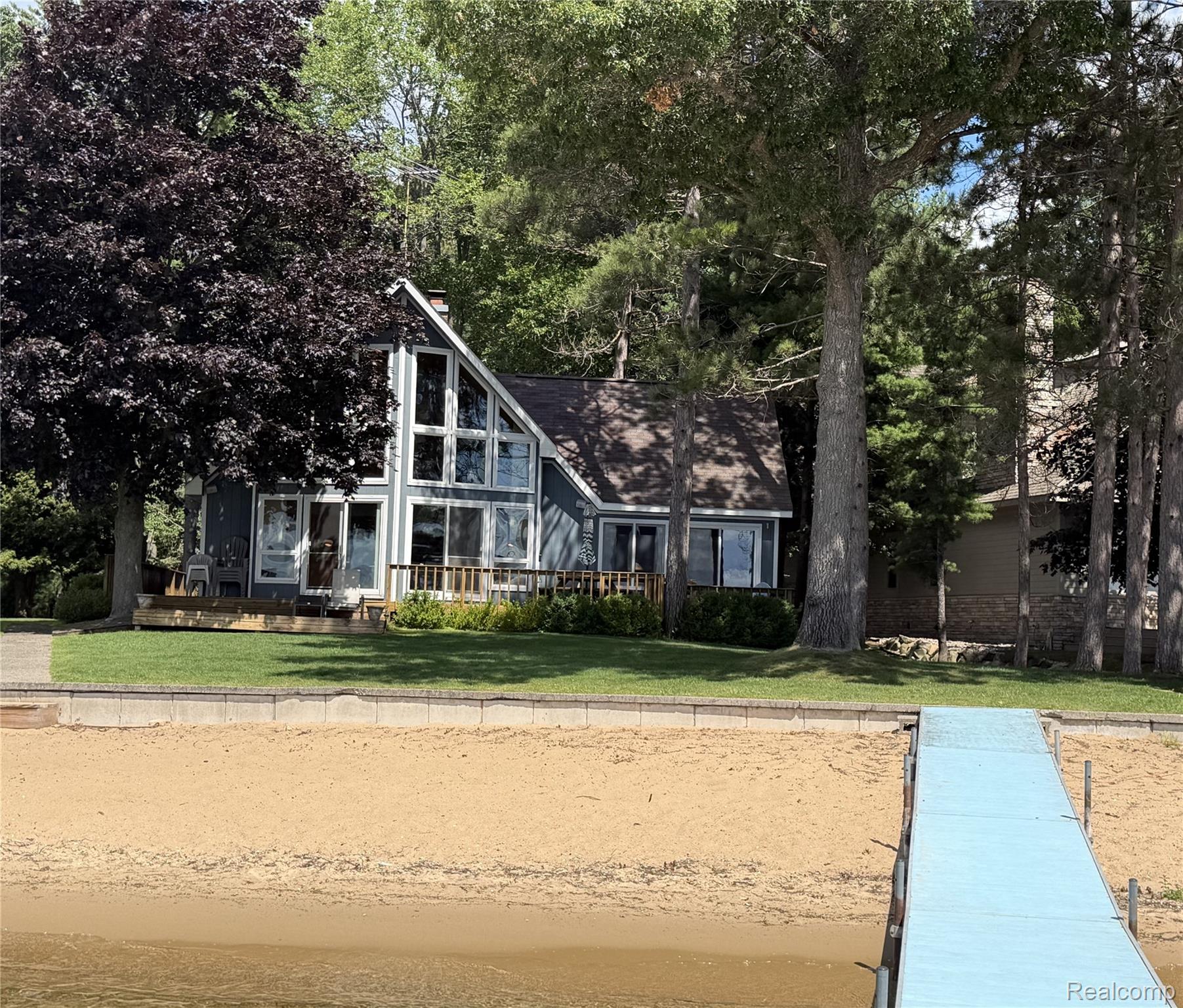 170 Flagpoint Avenue
