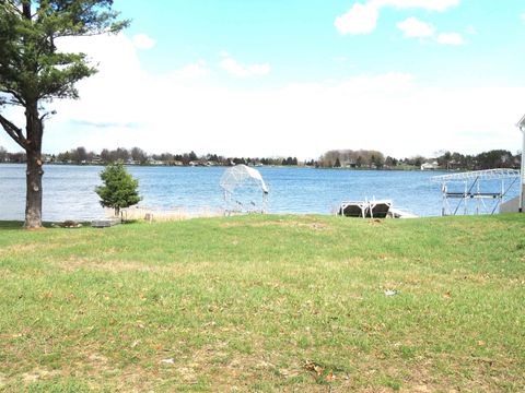 1062 Castle Drive Lake Isabella Village MI 48893