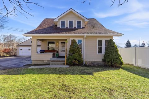 216 N Genesee Street Davison City MI 48423