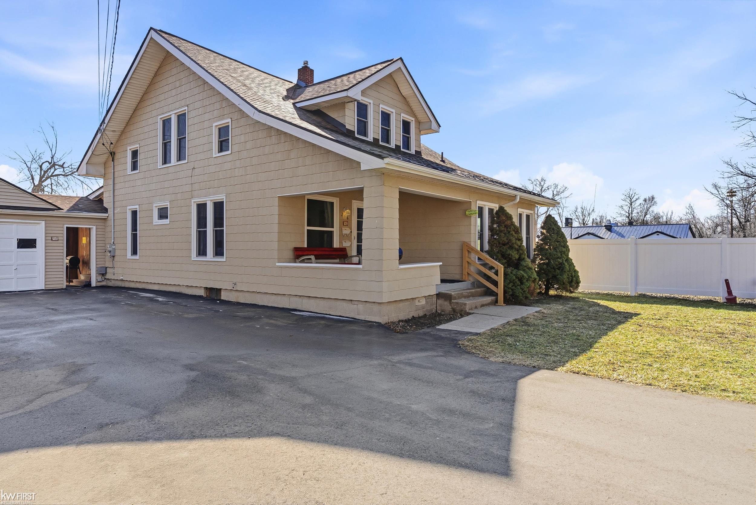 216 N Genesee Street